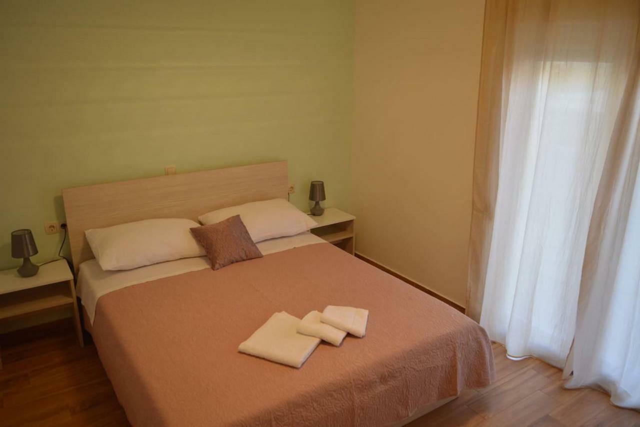 Fourm Apartment บาร์บินเย ภายนอก รูปภาพ
