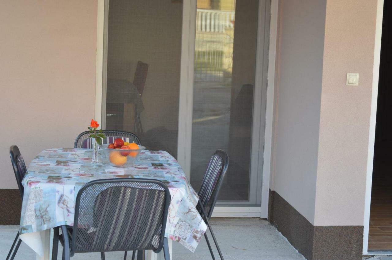 Fourm Apartment บาร์บินเย ภายนอก รูปภาพ